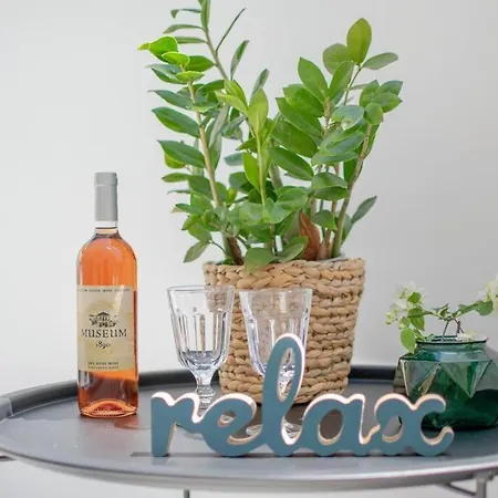 Fileo Family And Friends Living *