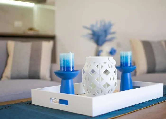 Fileo Family And Friends Living