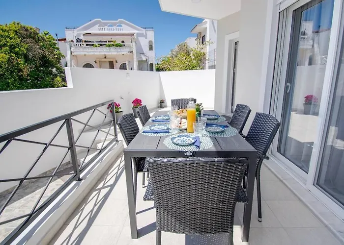 Fileo Family And Friends Living Feriehus Archangelos (Rhodes)