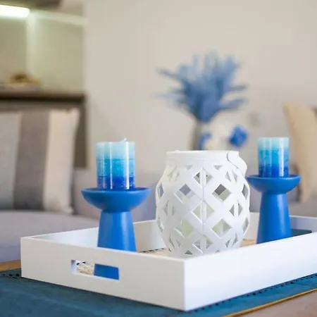 Fileo Family And Friends Living