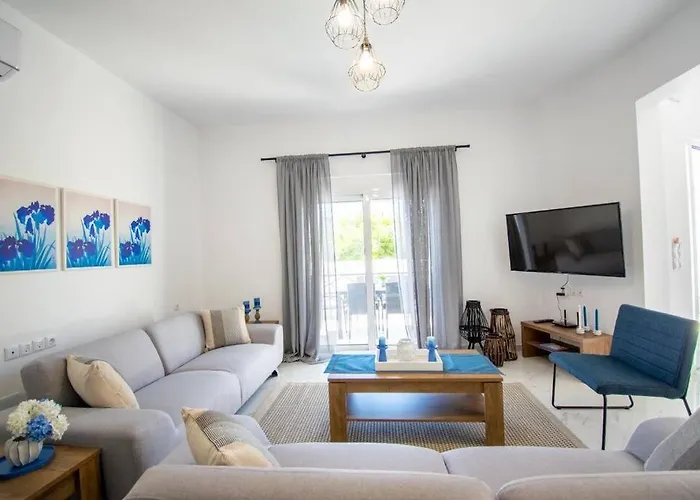 Fileo Family And Friends Living Archangelos (Rhodes)